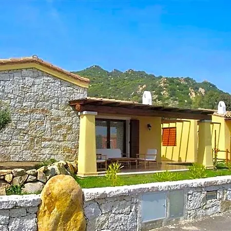 Isa-villas With Shared Pool In Costa Rei Just 500 Meters From The Sea 4* 무라베라