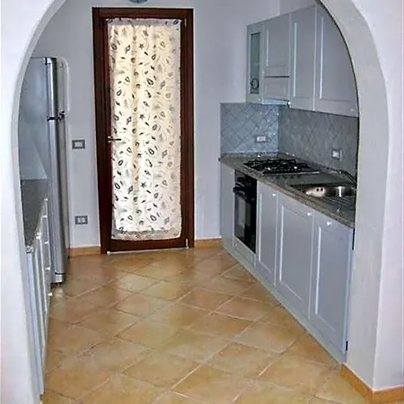 Isa-villas With Shared Pool In Costa Rei Just 500 Meters From The Sea 호텔 4*