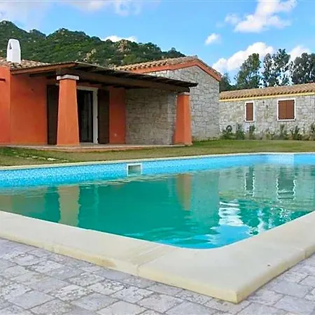Hotel Isa-villas With Shared Pool In Costa Rei Just 500 Meters From The Sea 4*