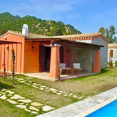 Isa-villas With Shared Pool In Costa Rei Just 500 Meters From The Sea 무라베라