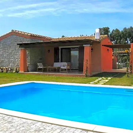 Isa-villas With Shared Pool In Costa Rei Just 500 Meters From The Sea Muravera